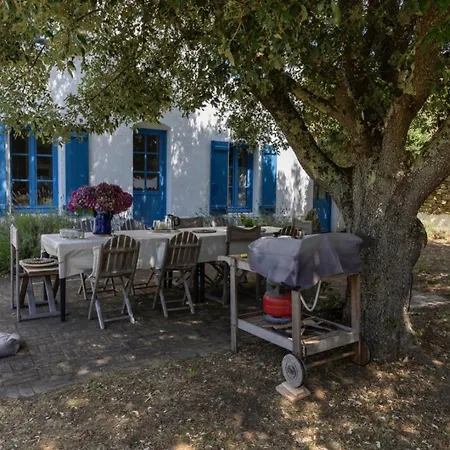 Maison Traditionnelle A L'ile D'yeu Дом отдыха